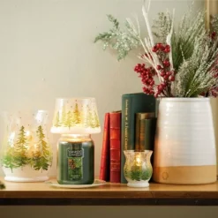 'Balsam/Cedar' 22oz Original Large Jar - Yankee Candle -Home Decoration Sale GUEST 130fa552 a6b2 4243 8cc3 fc76511b346a