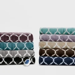 Electric Ogee Printed Oversized Throw 60x70" - Beautyrest -Home Decoration Sale GUEST 8a356fff b525 42c8 89f5 66d55718a142