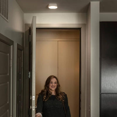 Brilliant Evolution Wireless Motion Sensor LED Ceiling Light White 4 Brilliant Evolution Wireless Motion Sensor LED Ceiling Light White - Image 4