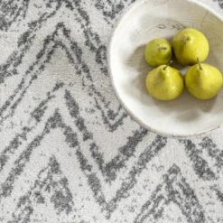 NuLOOM Blair Fading Chevrons Area Rug 9 NuLOOM Blair Fading Chevrons Area Rug -Home Decoration Sale GUEST 926b35a4 91c9 4e12 93e5 5cdf910aced2