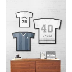 T-Shirt T-Framed Display Medium - Umbra -Home Decoration Sale GUEST 96e287c8 52e9 4b4e 9c84 9b42d09dd213