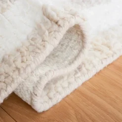 Casablanca CSB541 Hand Knotted Area Rug - Safavieh -Home Decoration Sale GUEST a3ddb175 438f 4f3c a56a bf05882a61c6