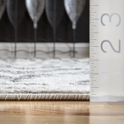 NuLOOM Blair Fading Chevrons Area Rug 4 NuLOOM Blair Fading Chevrons Area Rug - Image 4