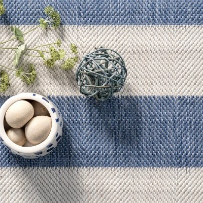 NuLOOM Outdoor Alexis Area Rug 5 NuLOOM Outdoor Alexis Area Rug - Image 5