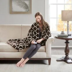 Electric Ogee Printed Oversized Throw 60x70" - Beautyrest -Home Decoration Sale GUEST fed2c898 658c 473d 9e3d b85debfeb36a